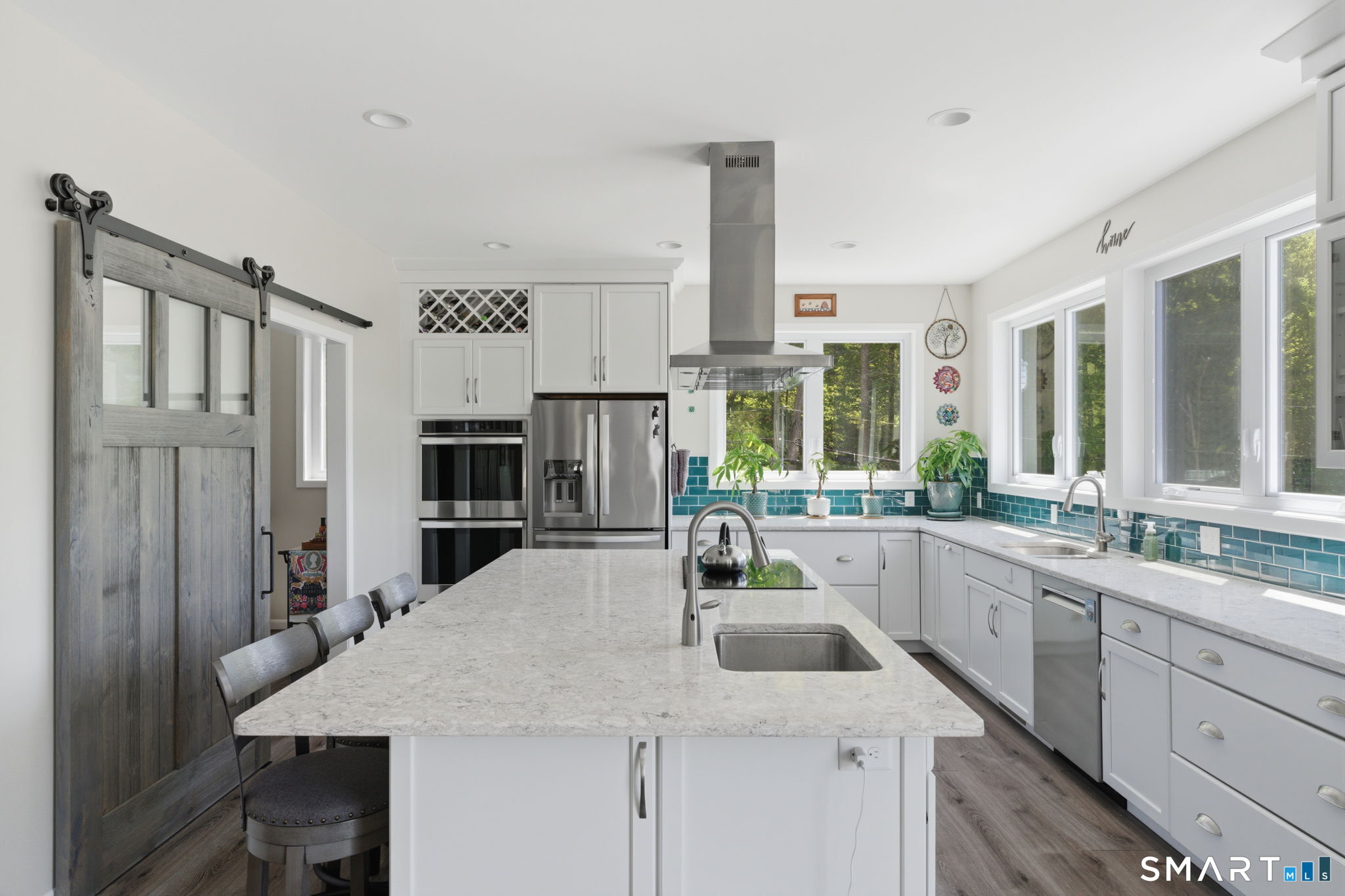 8 Buckingham Road Derby CT 06418