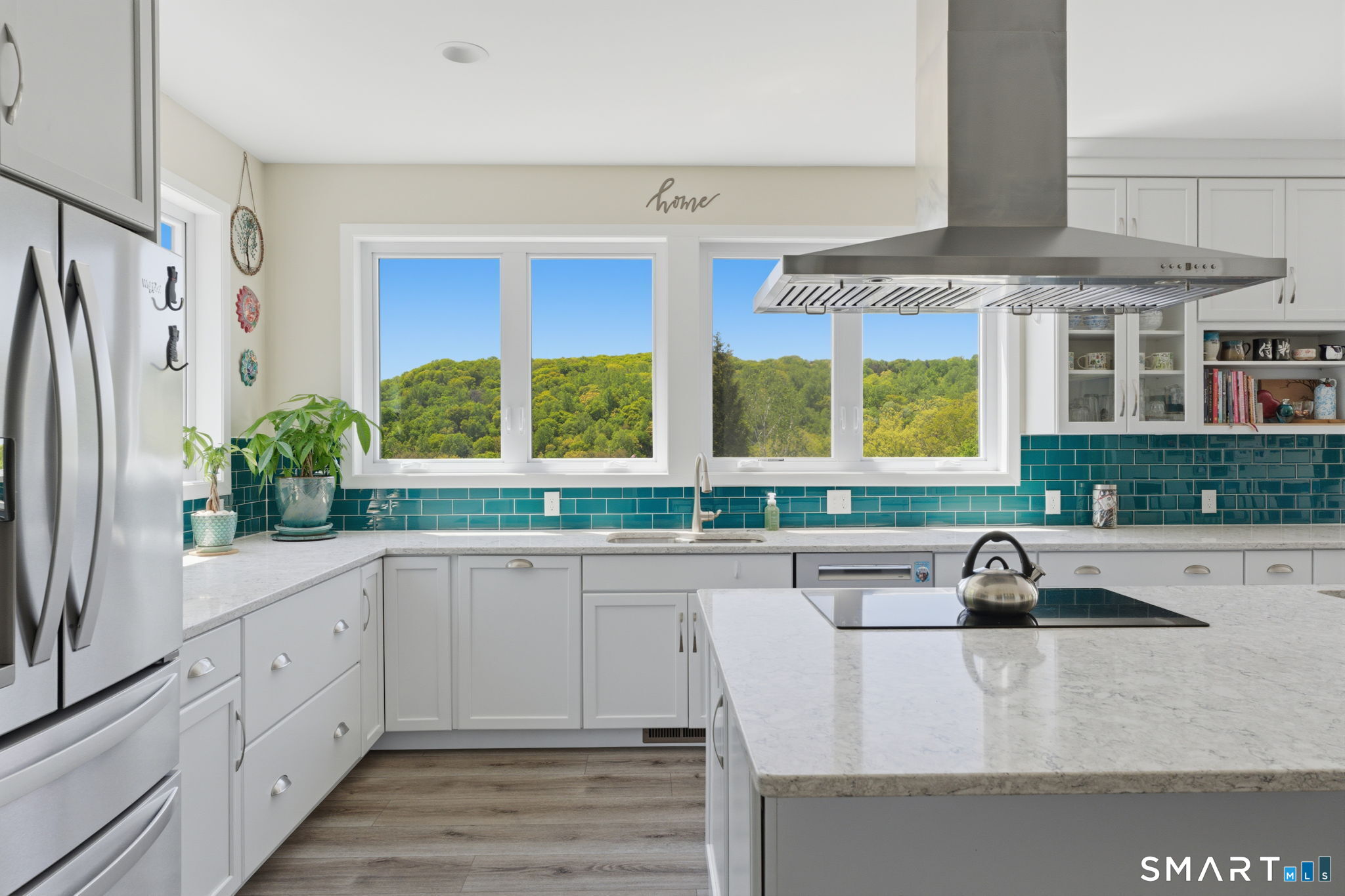 8 Buckingham Road Derby CT 06418