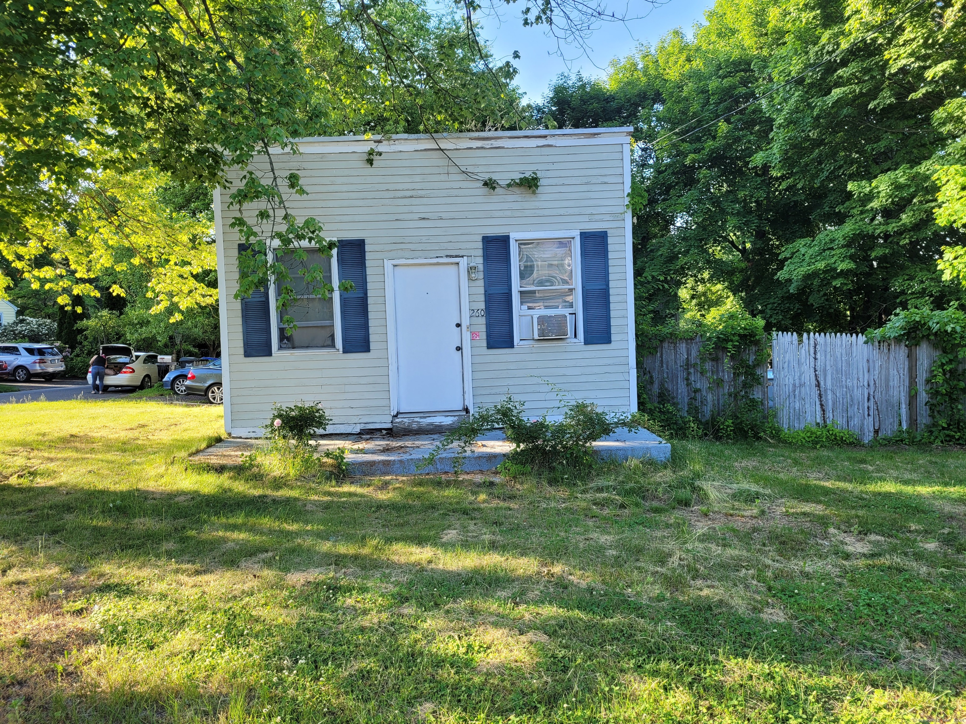 260 Old Town Road Trumbull CT 06611