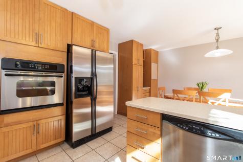 14 Watrous Lane Woodbridge CT 06525