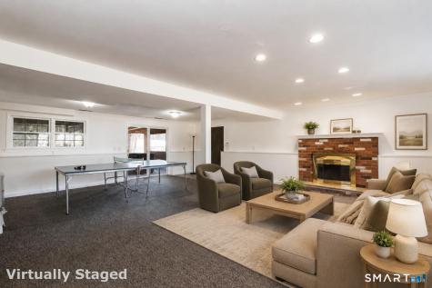 14 Watrous Lane Woodbridge CT 06525