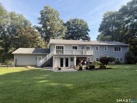 14 Watrous Lane Woodbridge CT 06525