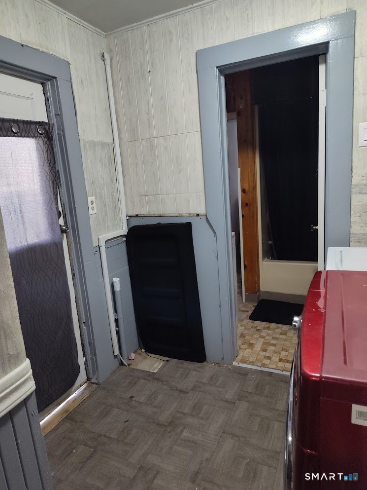 13 Rose Street Norwich CT 06360