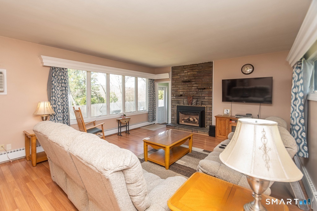 12 Crest Road Danbury CT 06811