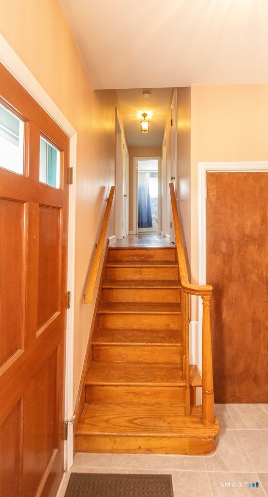 12 Crest Road Danbury CT 06811