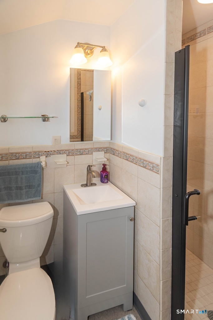 12 Crest Road Danbury CT 06811