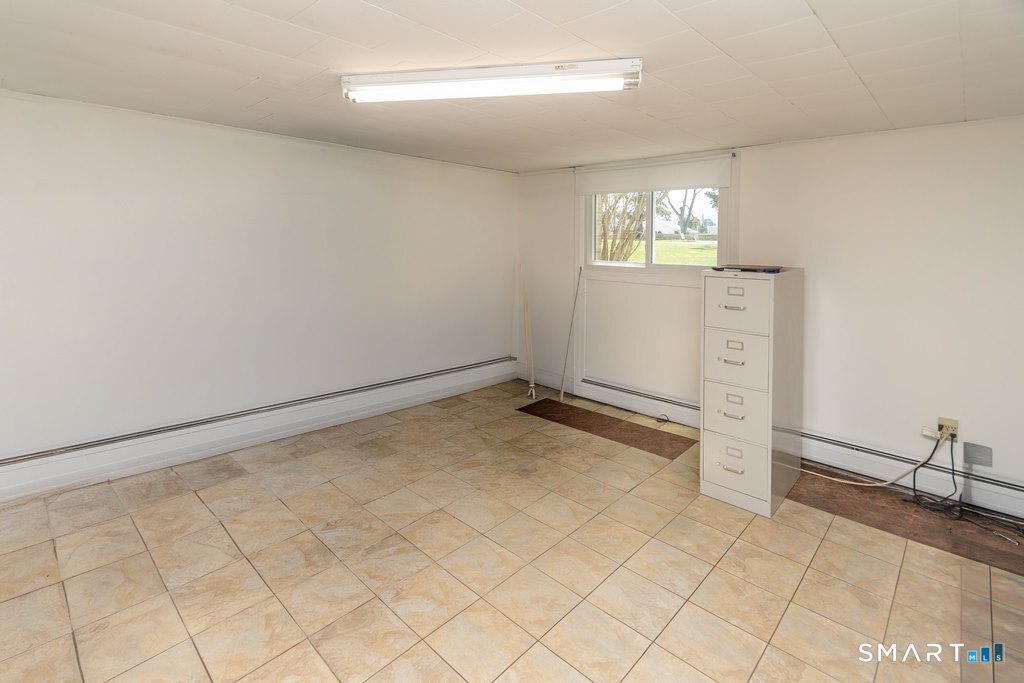 12 Crest Road Danbury CT 06811