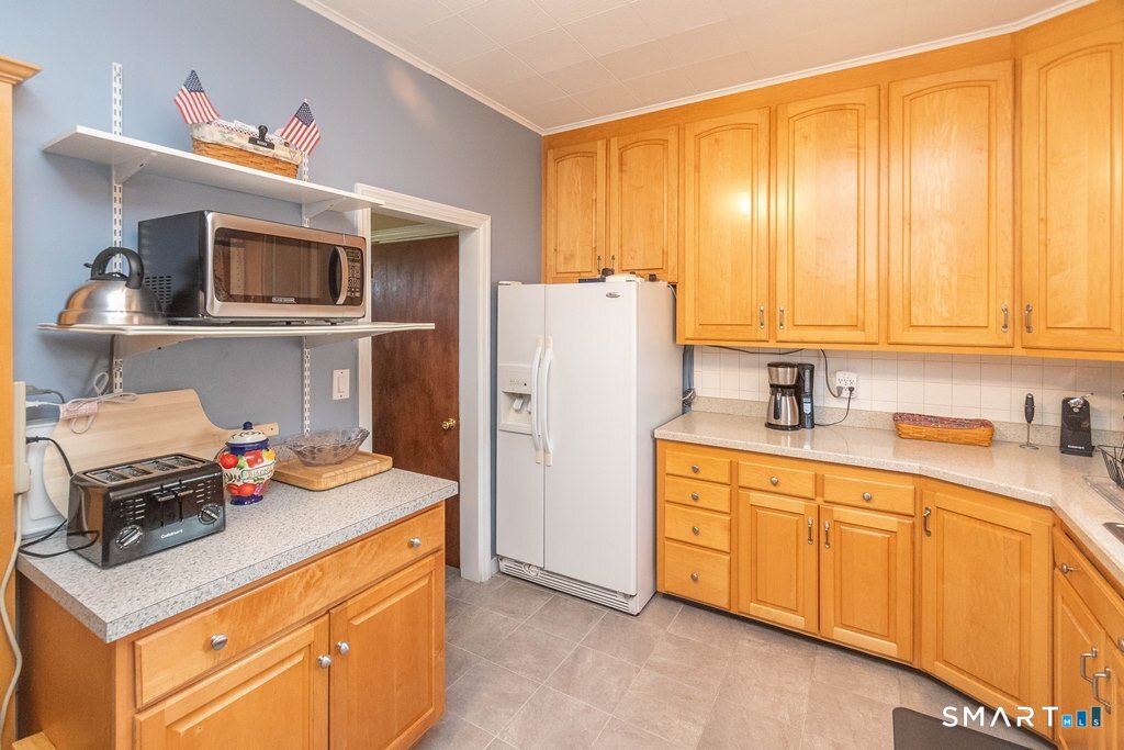 12 Crest Road Danbury CT 06811