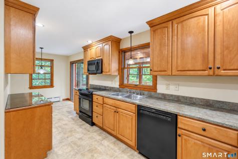 95 Lower Boulevard New London CT 06320