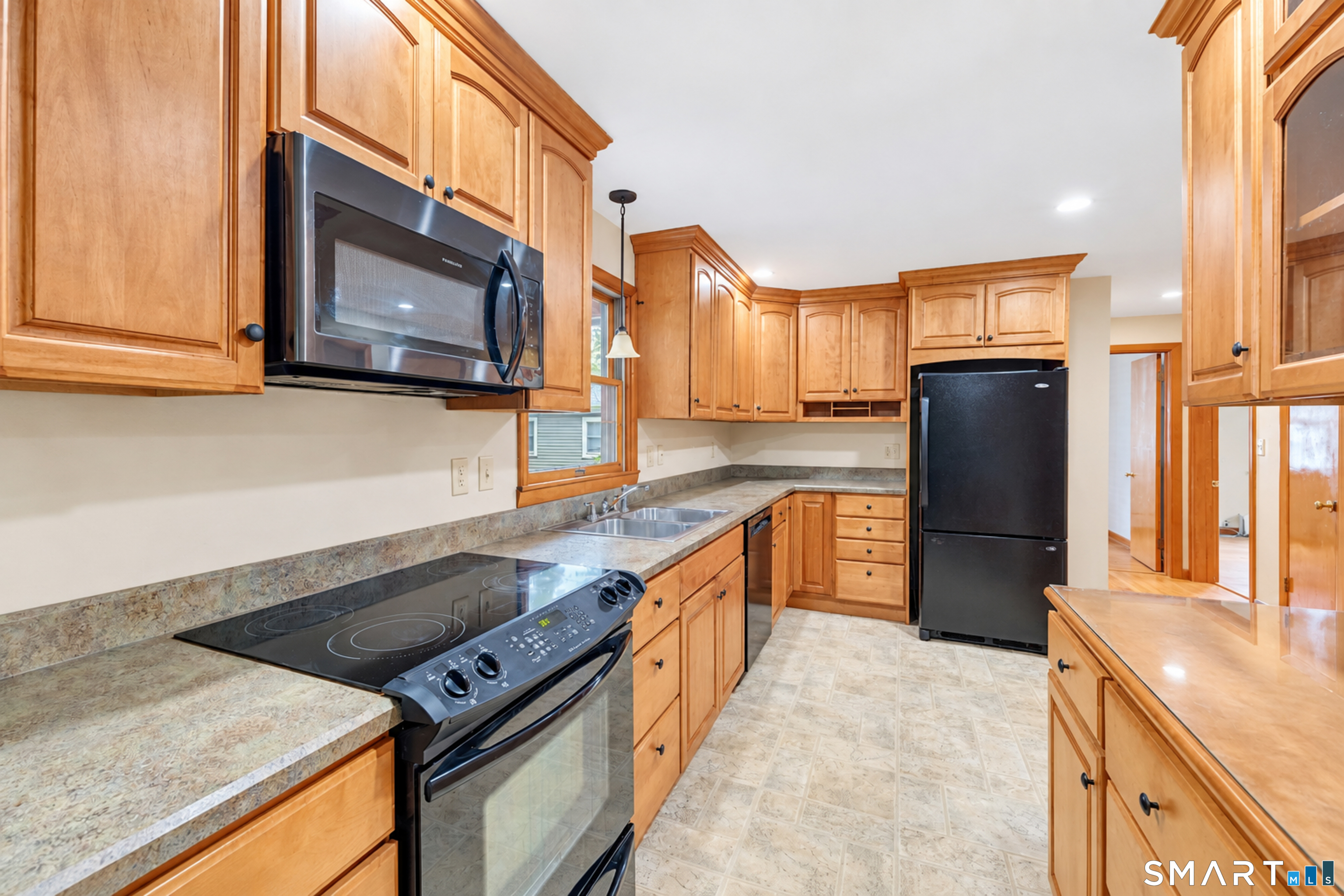 95 Lower Boulevard New London CT 06320