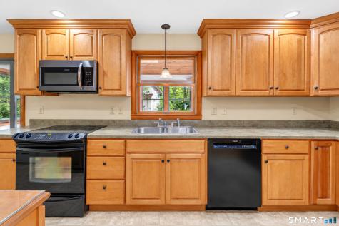 95 Lower Boulevard New London CT 06320