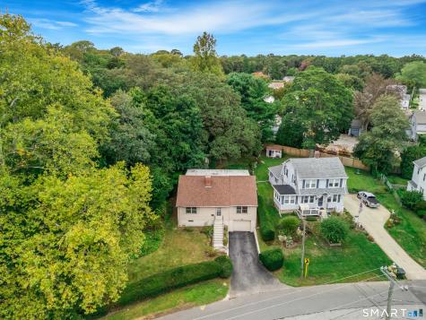 95 Lower Boulevard New London CT 06320