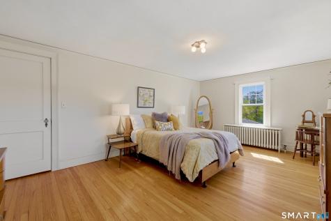 69 Warwick Street West Hartford CT 06119