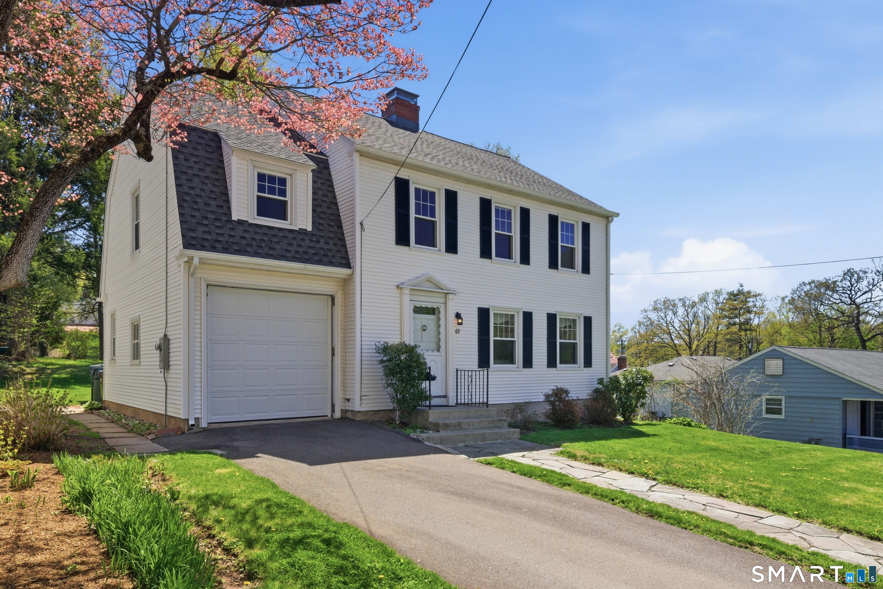 69 Warwick Street West Hartford CT 06119