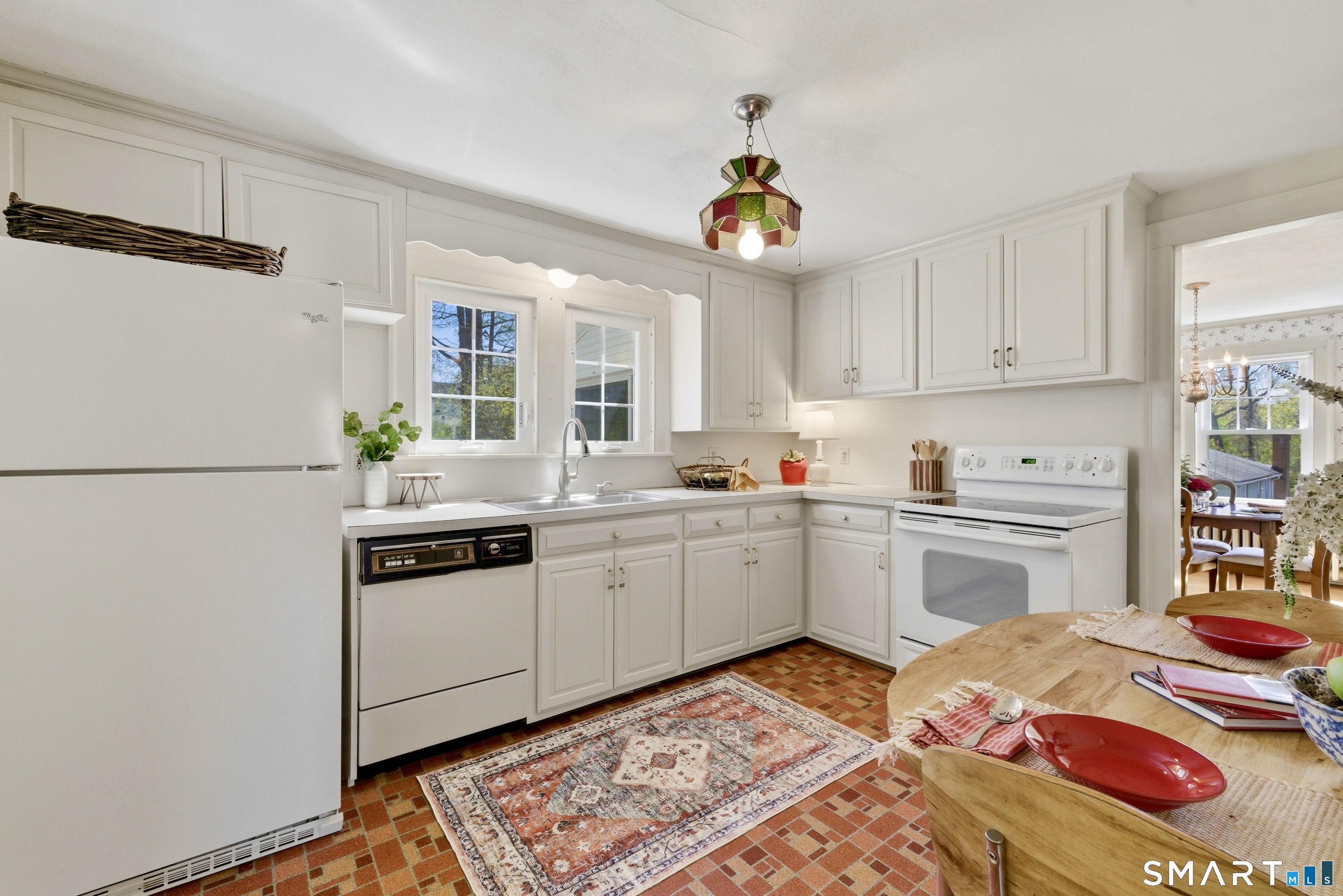 69 Warwick Street West Hartford CT 06119