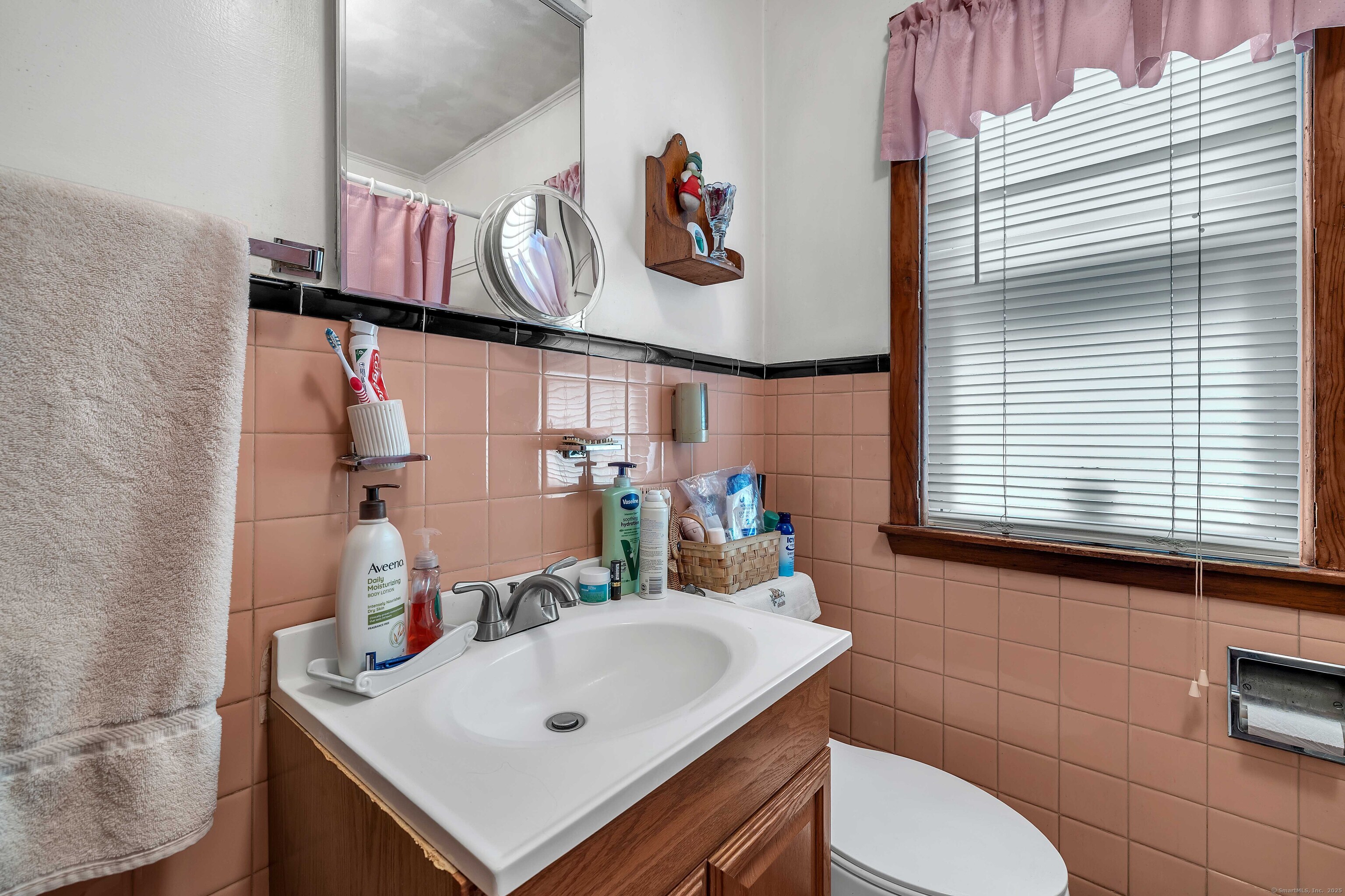 398 Boston Post Road Waterford CT 06385