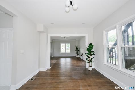 873 Burnside Avenue East Hartford CT 06108