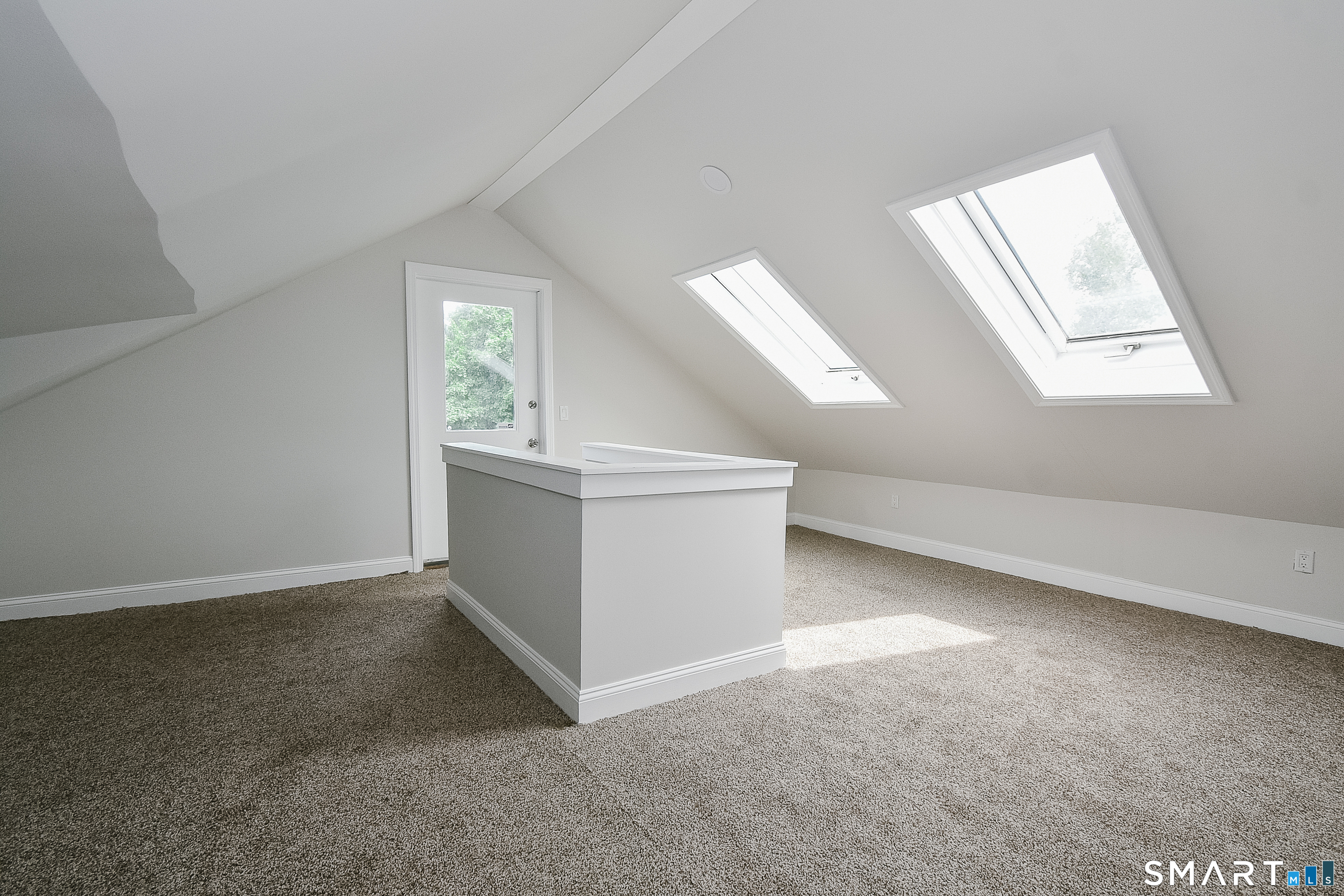 873 Burnside Avenue East Hartford CT 06108