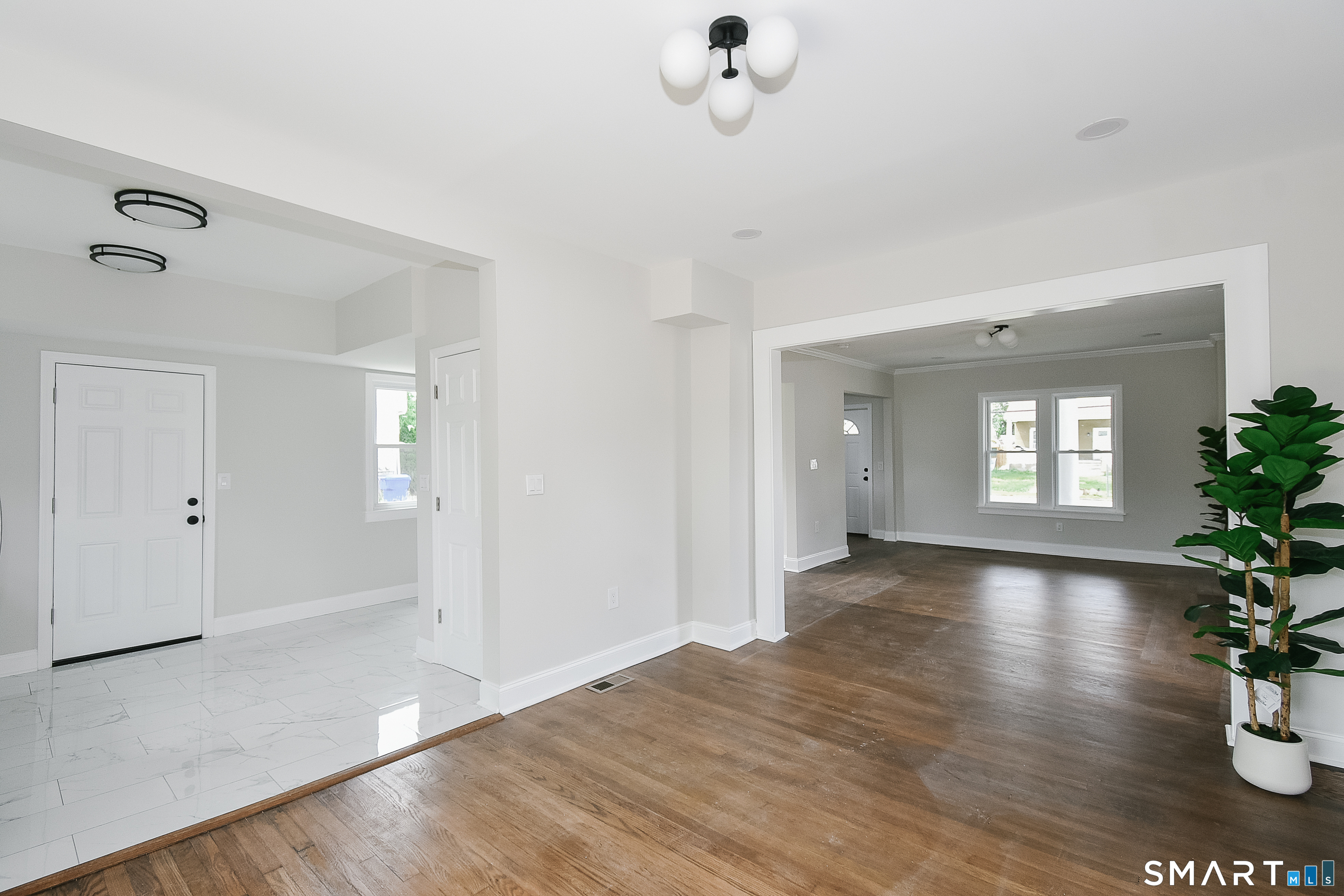 873 Burnside Avenue East Hartford CT 06108