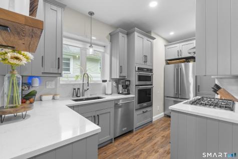 6 Collins Parkway Meriden CT 06450