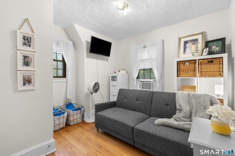 6 Collins Parkway Meriden CT 06450