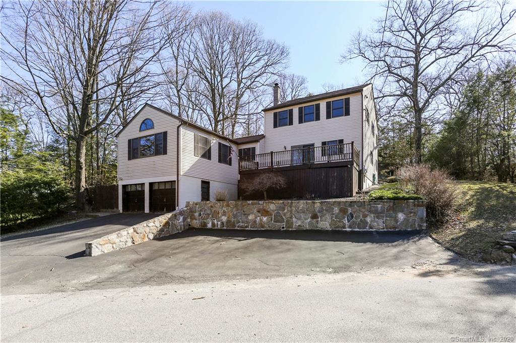 10 Flak Lane New Fairfield CT 06812