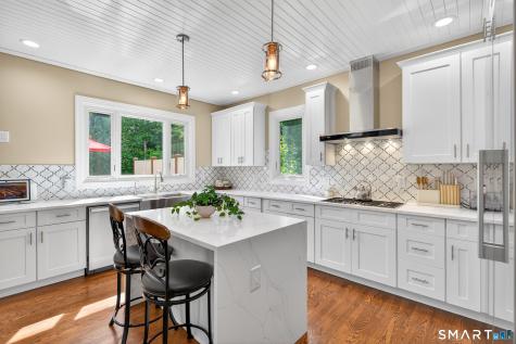 29 Greenleaf Farms Road Newtown CT 06470
