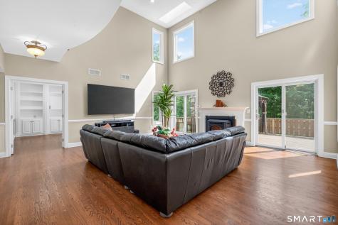 29 Greenleaf Farms Road Newtown CT 06470