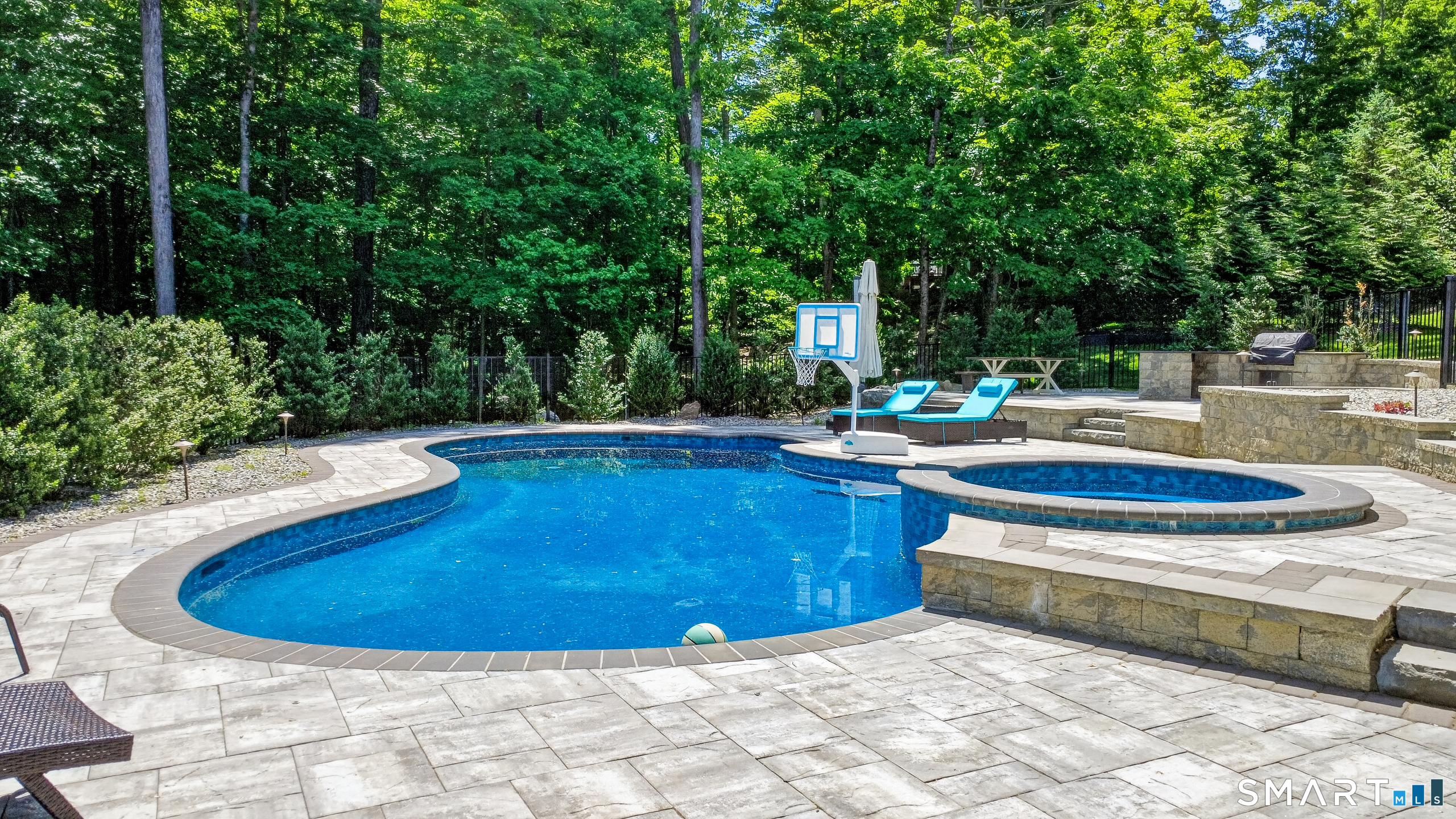 29 Greenleaf Farms Road Newtown CT 06470