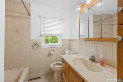 433 Gaylord Drive Waterbury CT 06708
