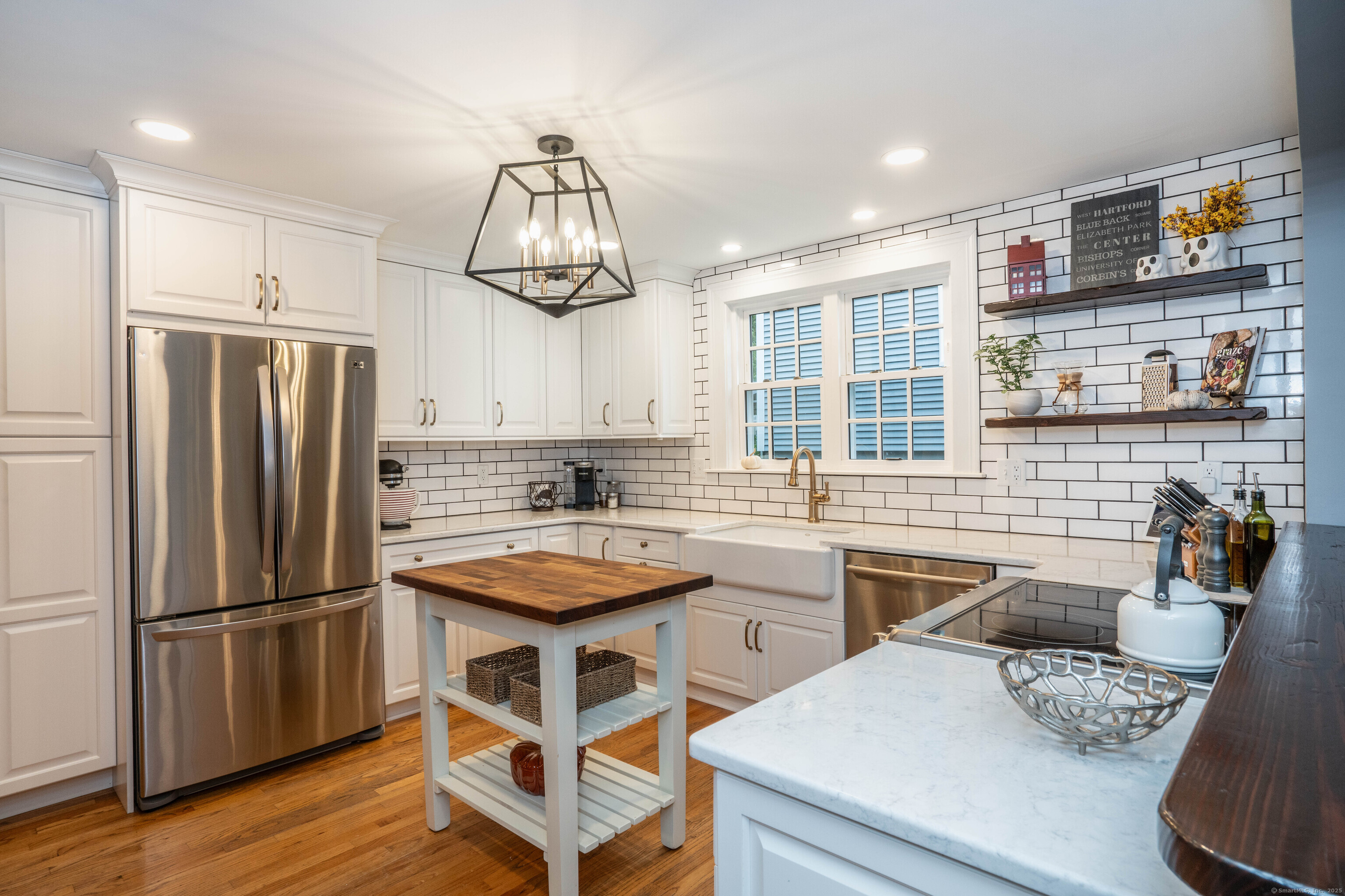 132 North Main Street West Hartford CT 06107