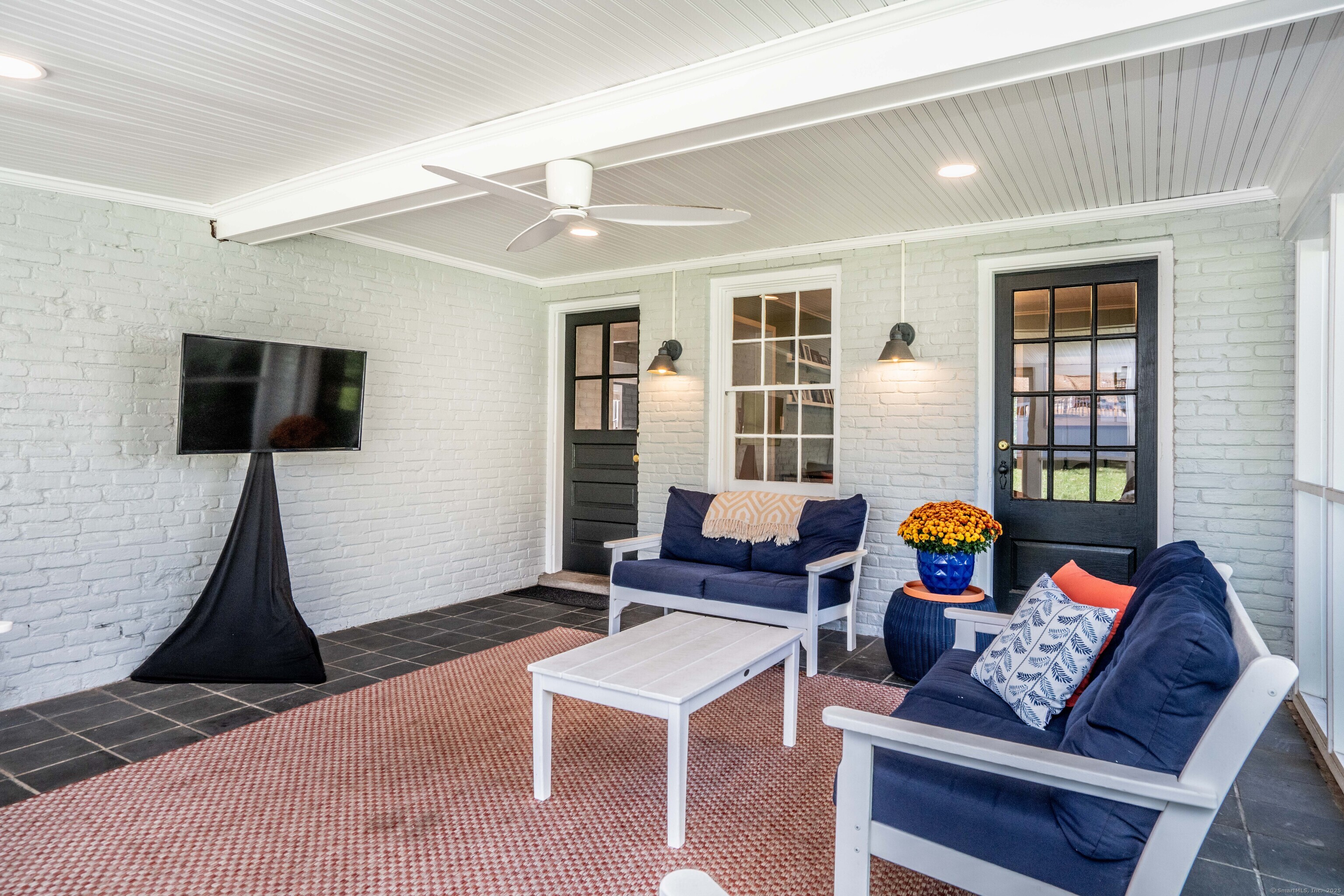 132 North Main Street West Hartford CT 06107