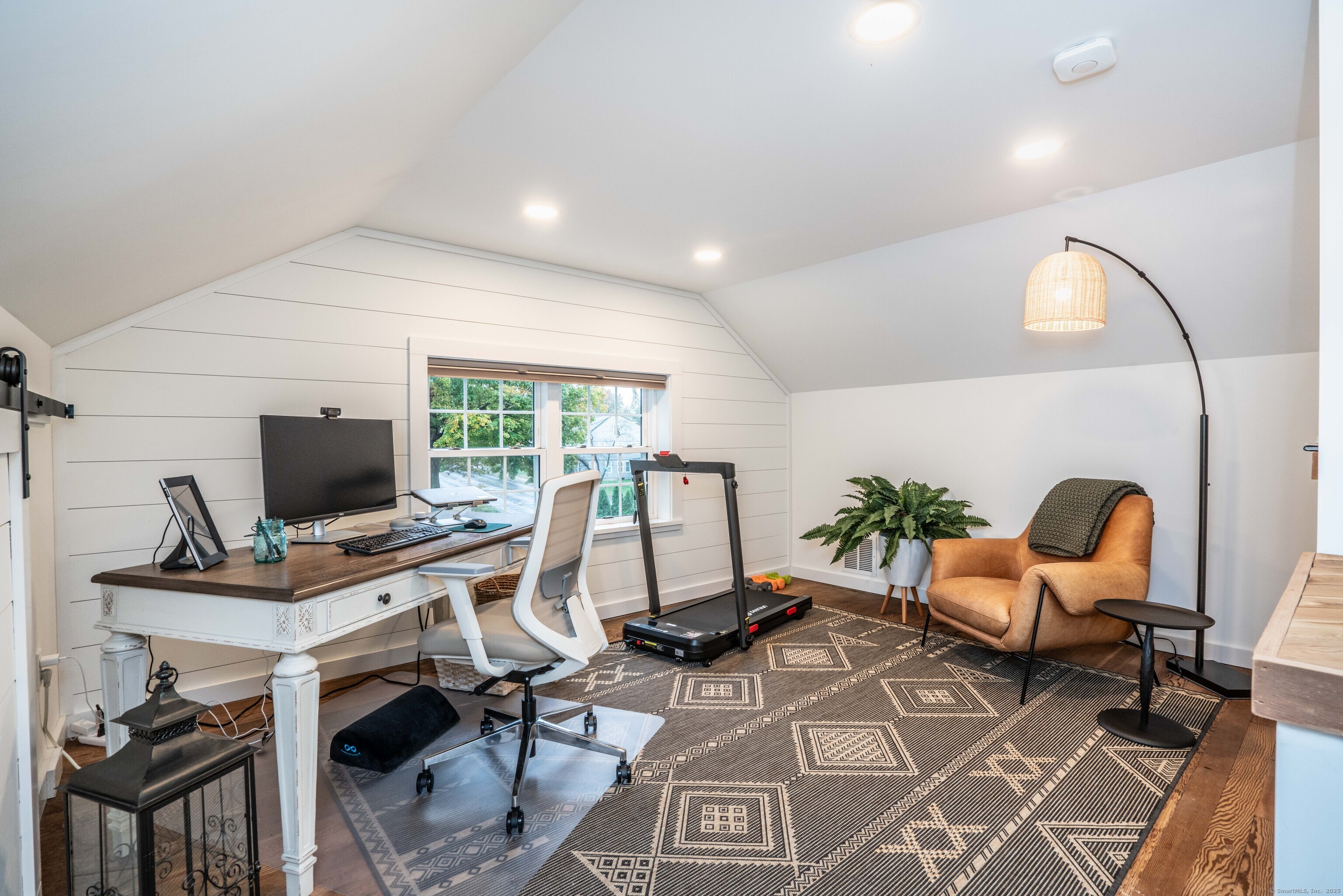 132 North Main Street West Hartford CT 06107