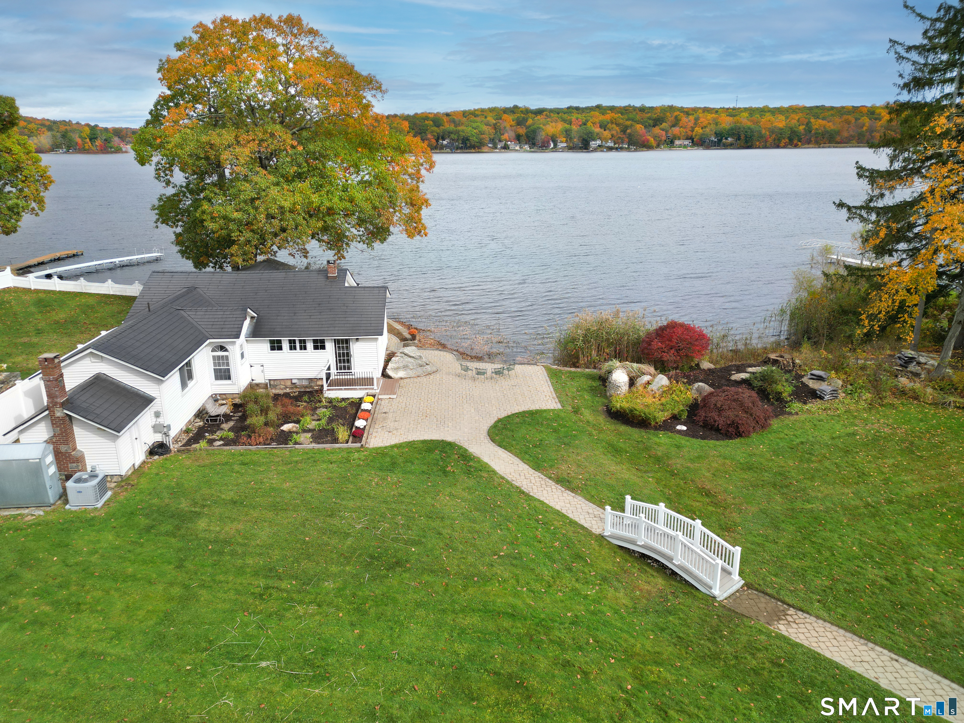 260 Avery Shores Coventry CT 06238