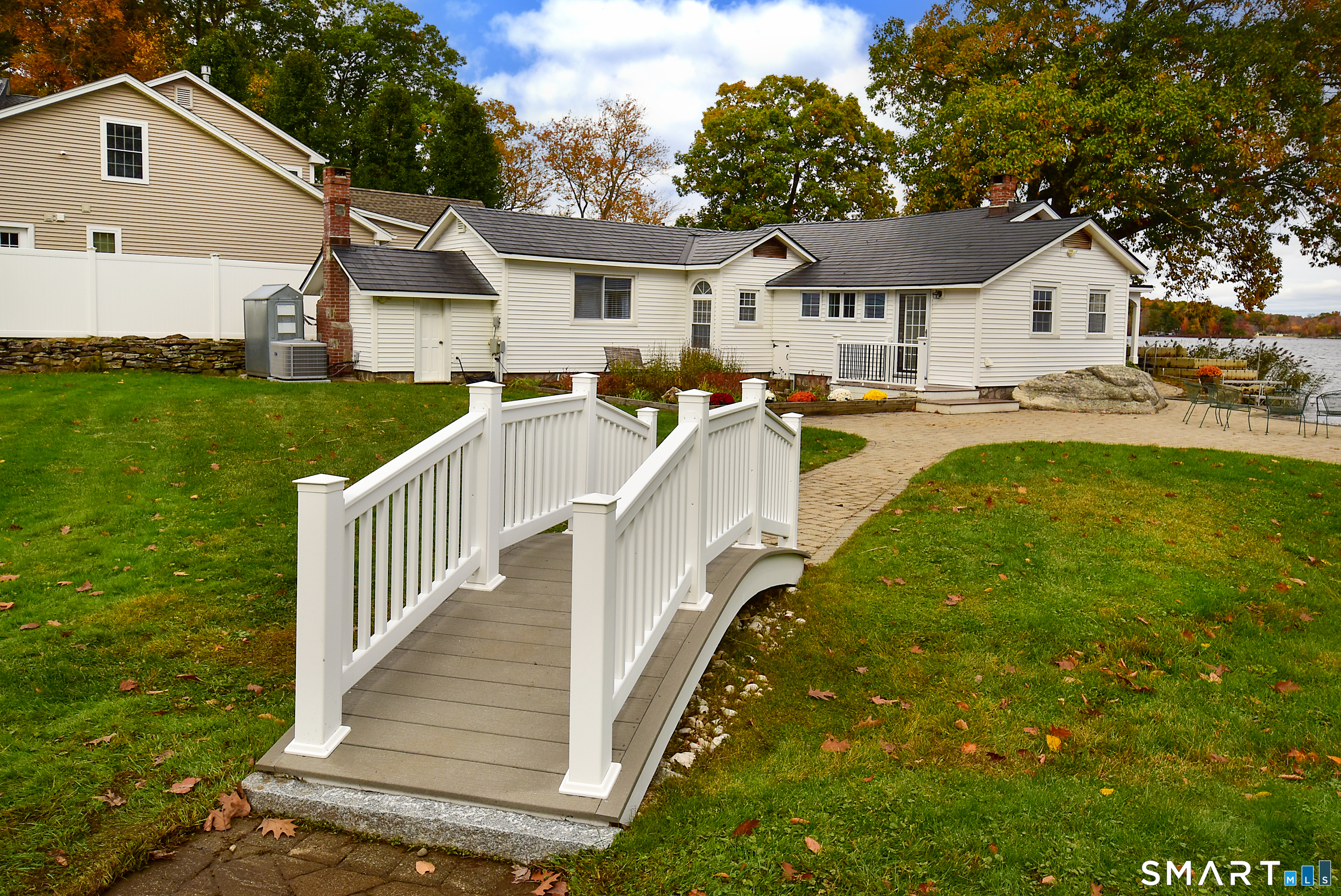 260 Avery Shores Coventry CT 06238
