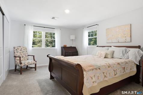 17 Oakridge Drive Old Lyme CT 06371