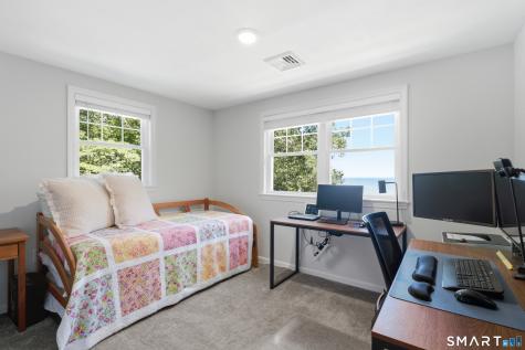 17 Oakridge Drive Old Lyme CT 06371