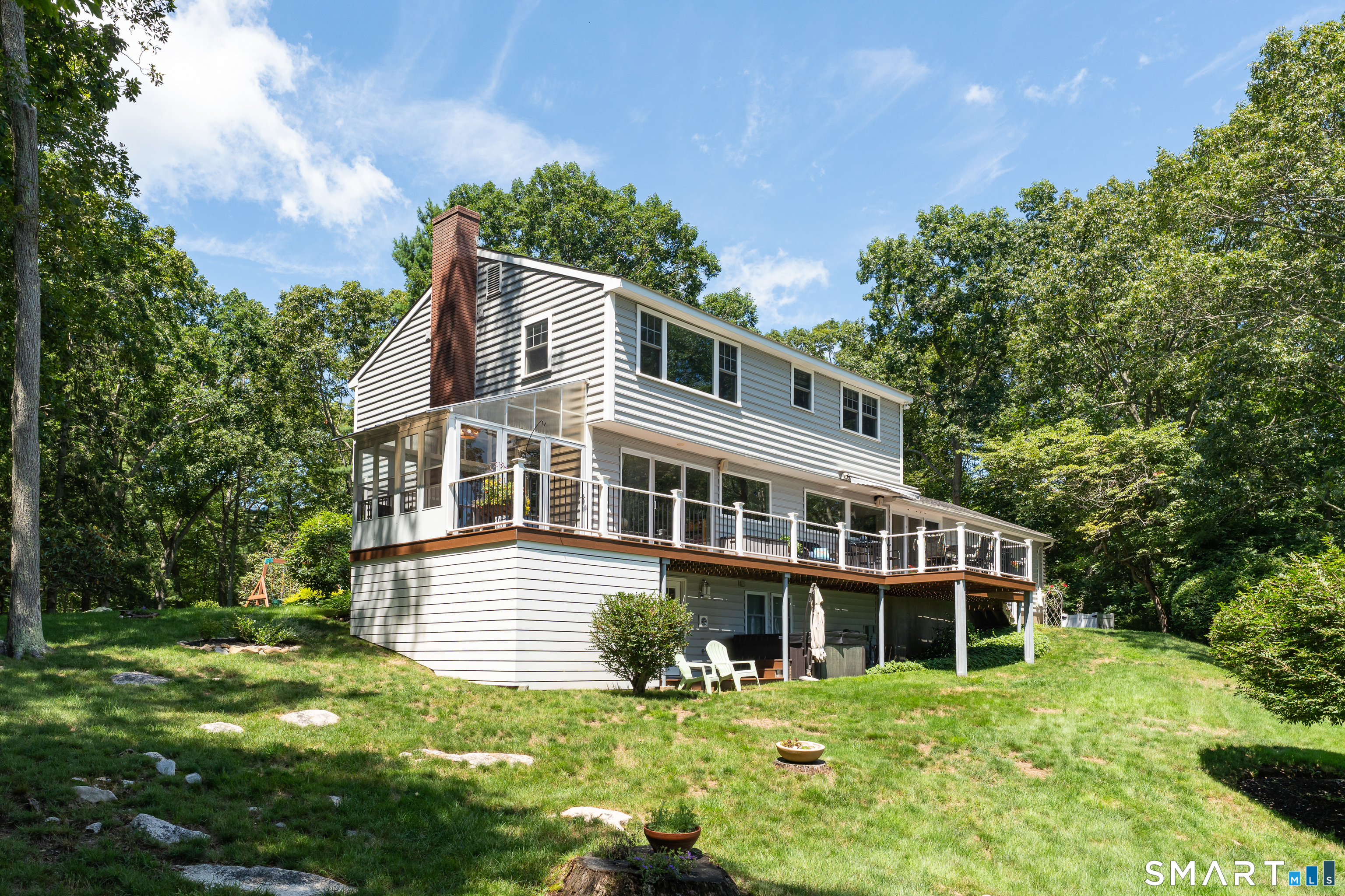 17 Oakridge Drive Old Lyme CT 06371