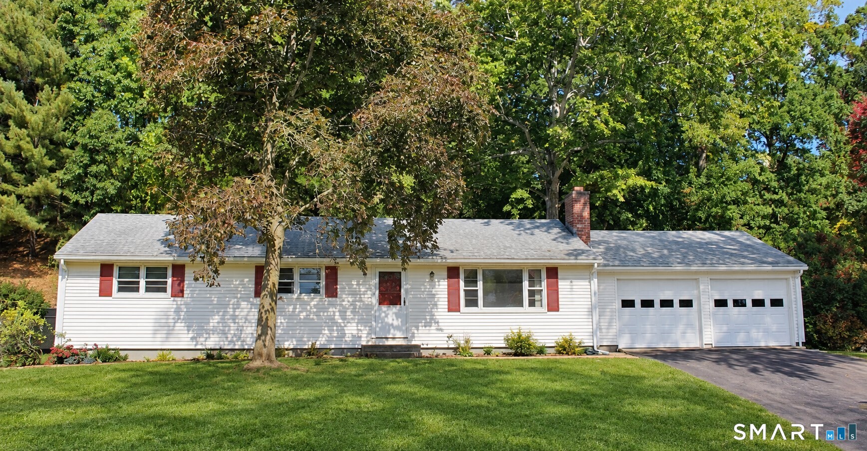 11 Monroe Road Enfield CT 06082