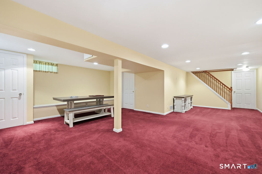 11 Monroe Road Enfield CT 06082