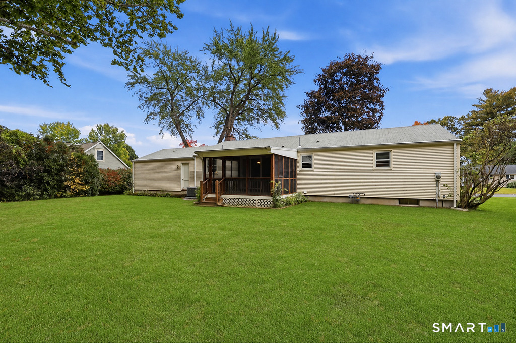11 Monroe Road Enfield CT 06082