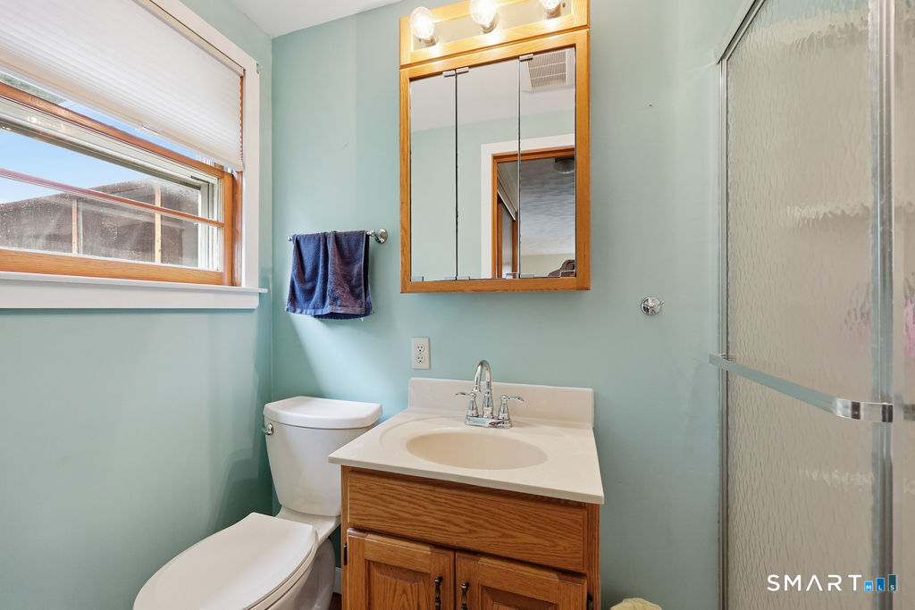 11 Monroe Road Enfield CT 06082