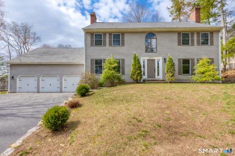 35 High Gate Drive Avon CT 06001