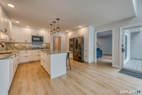 35 High Gate Drive Avon CT 06001