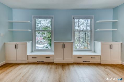 35 High Gate Drive Avon CT 06001