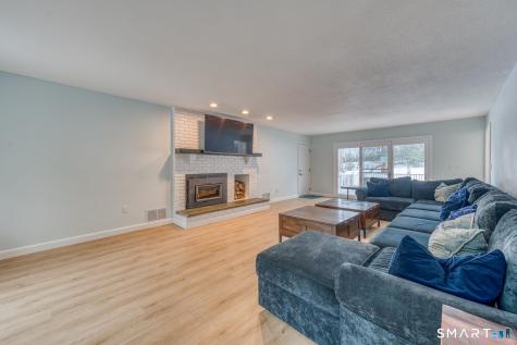 35 High Gate Drive Avon CT 06001