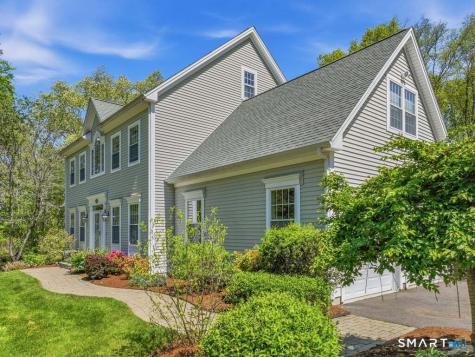 15 Fox Ridge Lane Hebron CT 06248