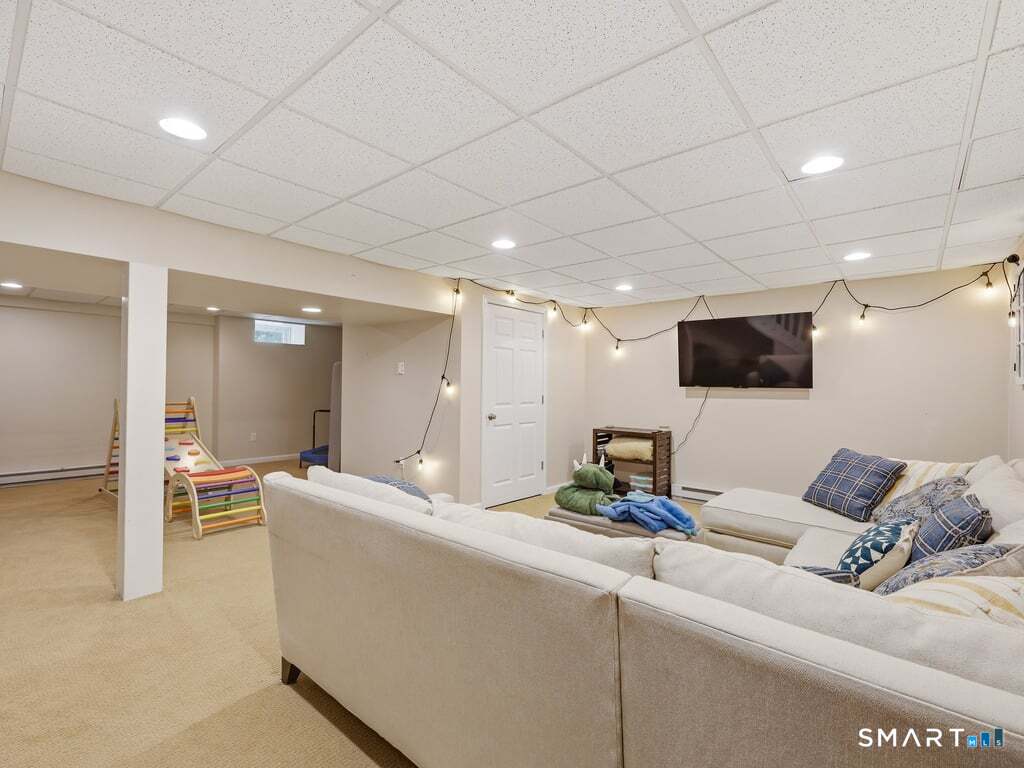 15 Fox Ridge Lane Hebron CT 06248
