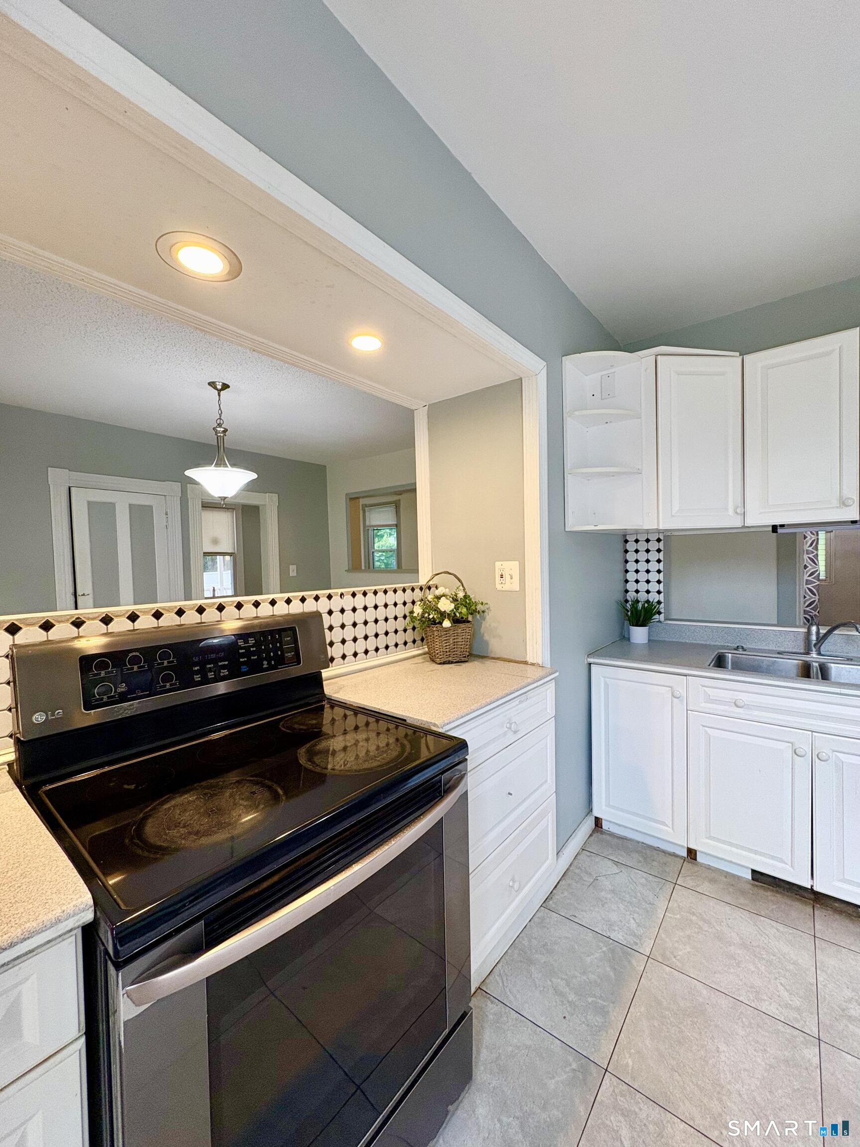 39 13TH Street Norwich CT 06360