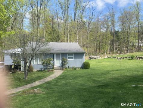 7 Thaddeus Avenue Danbury CT 06811